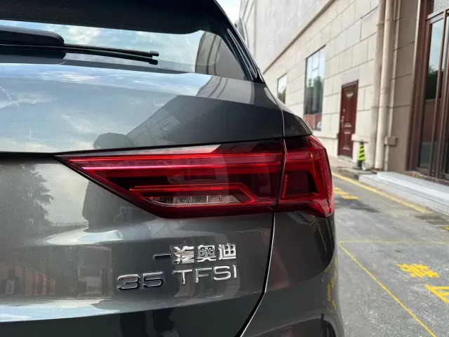 Audi Q3 — Фото автомобиля 7