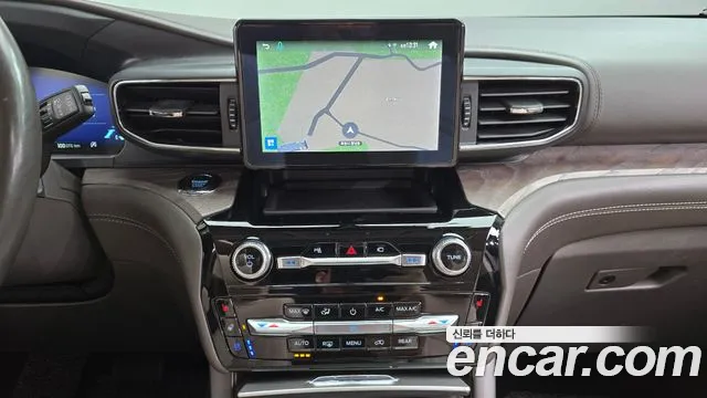 Ford Explorer Explorer 6 поколение 3.0 Platinum 4WD — Фото автомобиля 11