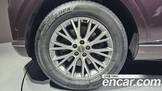 Genesis GV80 — Фото автомобиля 5