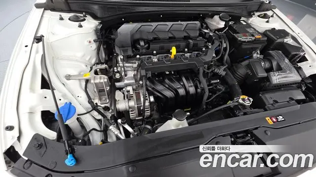 Hyundai AVANTE Новый Avante (CN7) — Фото автомобиля 6