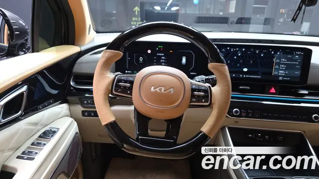 Kia Carnival Generation 4 — Фото автомобиля 13