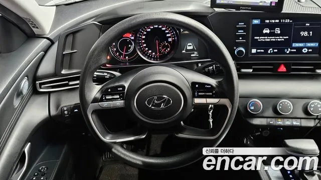 Hyundai AVANTE Avante (CN7) — Фото автомобиля 16