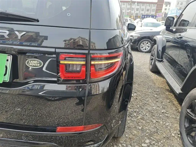 Land Rover Discovery Sport — Фото автомобиля 23