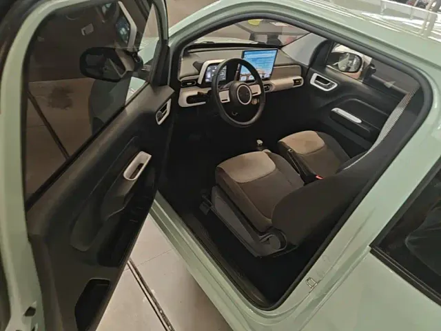 Wuling Hongguang Mini EV — Фото автомобиля 15