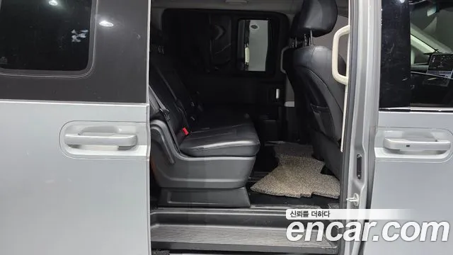 Hyundai Staria Staria Tourer 11 мест — Фото автомобиля 12