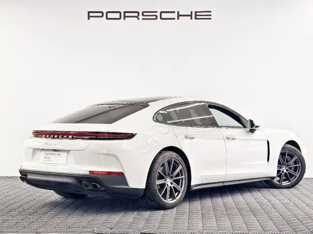 Porsche Panamera — Фото автомобиля 3