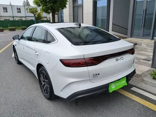BYD Qin L — Фото автомобиля 4