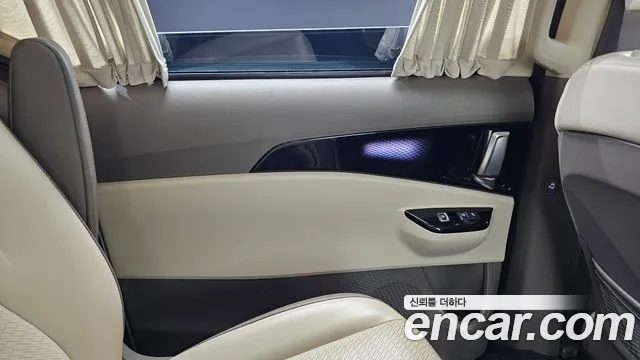 Kia Carnival 4th Gen — Фото автомобиля 14