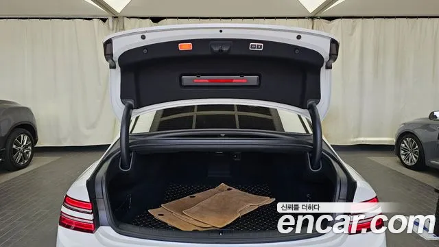 Genesis G80 RG3 — Фото автомобиля 23