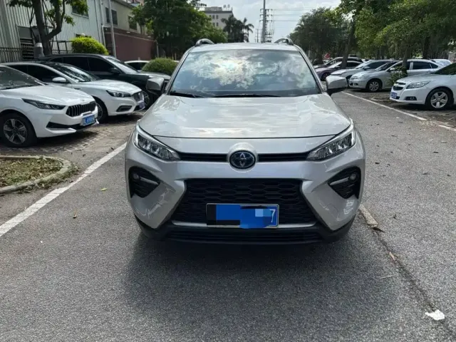 Toyota Wildlander — Фото автомобиля 2