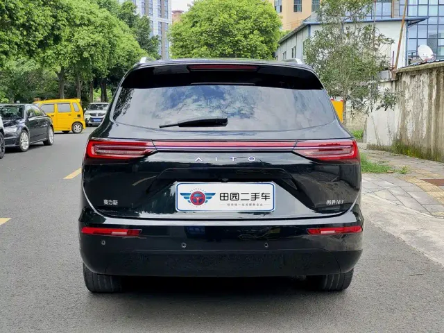 Aito M7 — Фото автомобиля 5