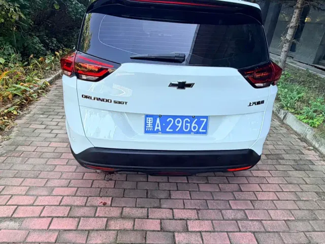 Chevrolet Orlando — Фото автомобиля 5