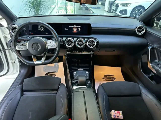 Mercedes-Benz A-Class — Фото автомобиля 6