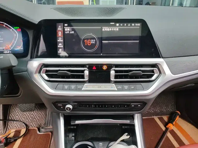 BMW 3 Series — Фото автомобиля 12