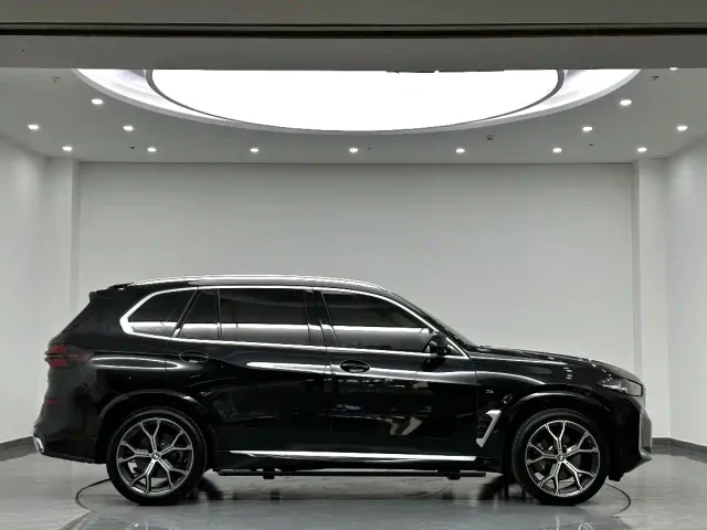 BMW X5 — Фото автомобиля 3