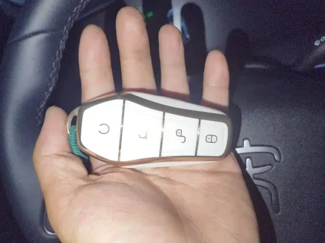 BYD Song L DM-i — Фото автомобиля 9