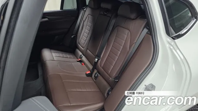 BMW X4 xDrive20i M Sport Pro Special Edition — Фото автомобиля 23