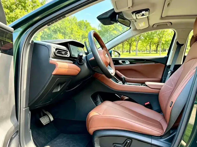 Geely Emgrand — Фото автомобиля 6