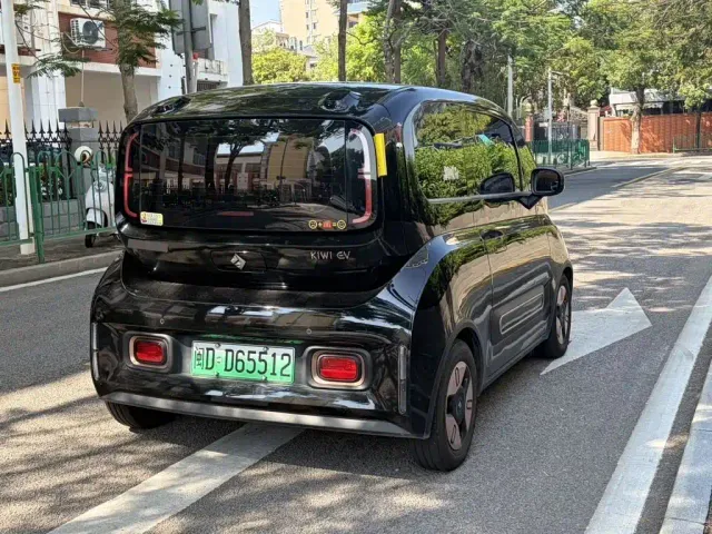 Baojun KiWi EV — Фото автомобиля 7