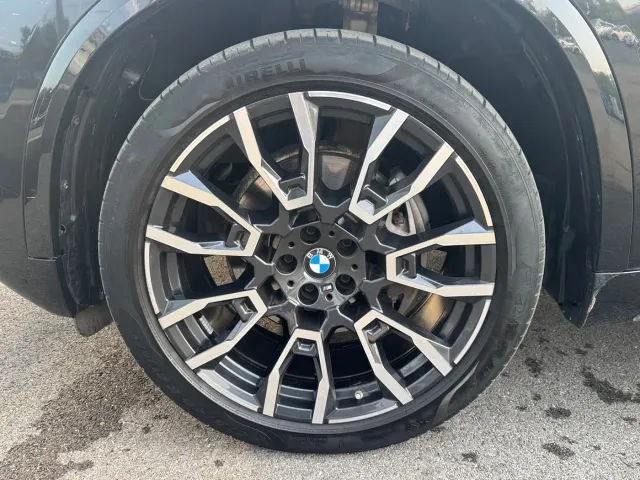BMW X5 — Фото автомобиля 7