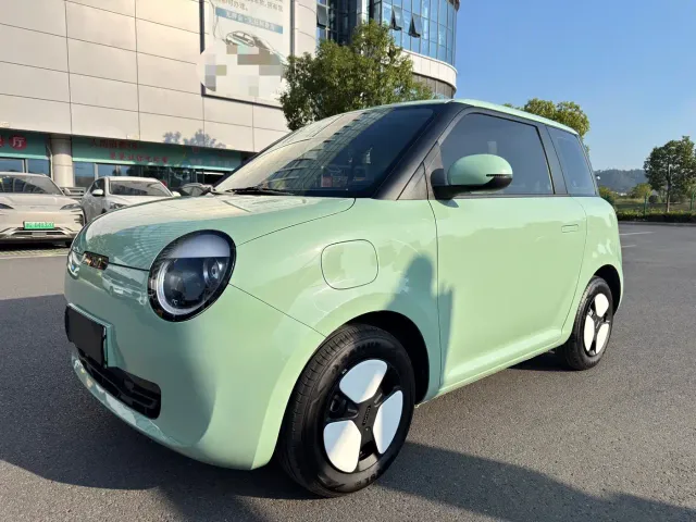 Фотография автомобиля — Changan Lumin