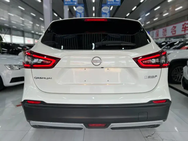 Nissan Qashqai — Фото автомобиля 8