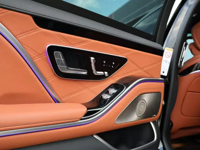 Mercedes-Benz Maybach S-Class — Фото автомобиля 13