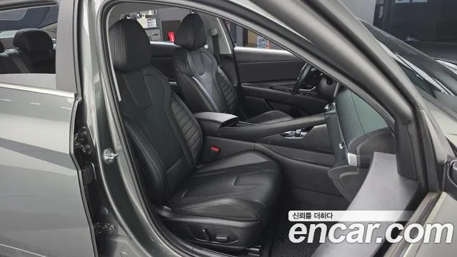 Hyundai Avante CN7 — Фото автомобиля 26