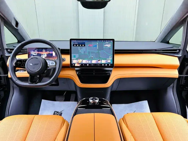 Geely Yizhen L380 — Фото автомобиля 9
