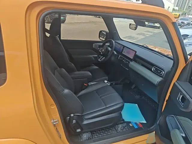 Baojun Yep — Фото автомобиля 24