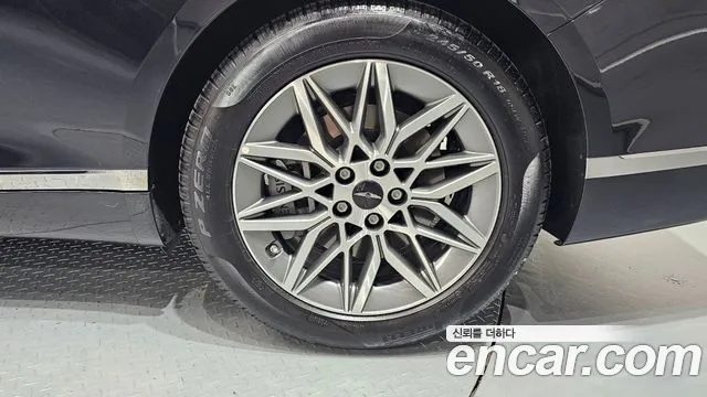 Genesis G80 RG3 — Фото автомобиля 6