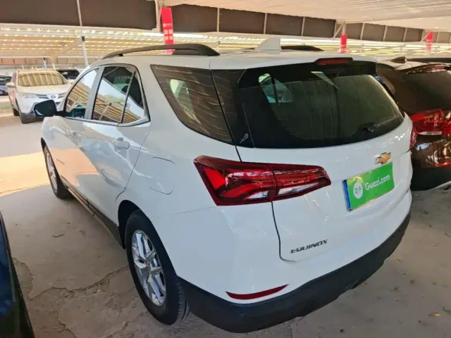 Chevrolet Equinox — Фото автомобиля 4