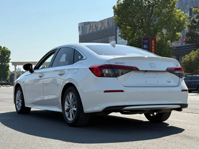 Honda Civic — Фото автомобиля 7