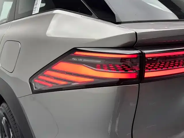 Geely Galaxy M7 — Фото автомобиля 16
