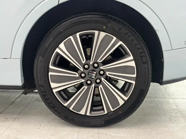 Buick E5 — Фото автомобиля 11