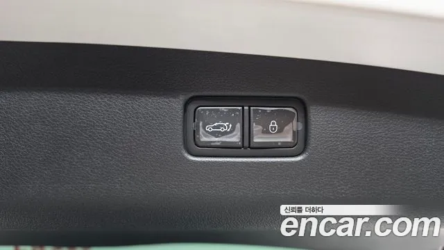 Genesis GV70 — Фото автомобиля 22