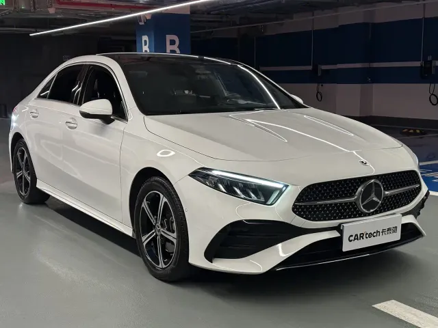 Mercedes-Benz A-Class — Фото автомобиля 3