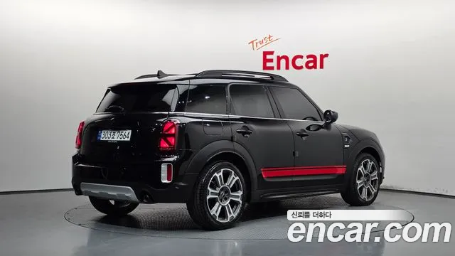 MINI Countryman — Фото автомобиля 2