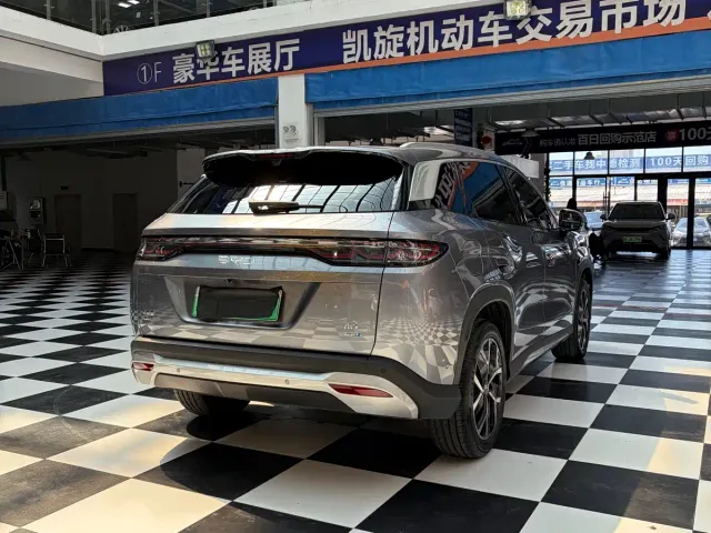BYD Song L DM-i — Фото автомобиля 4