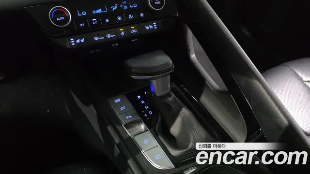 Hyundai Avante CN7 — Фото автомобиля 9