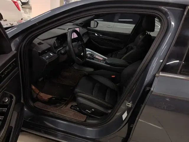Geely Xingrui — Фото автомобиля 14
