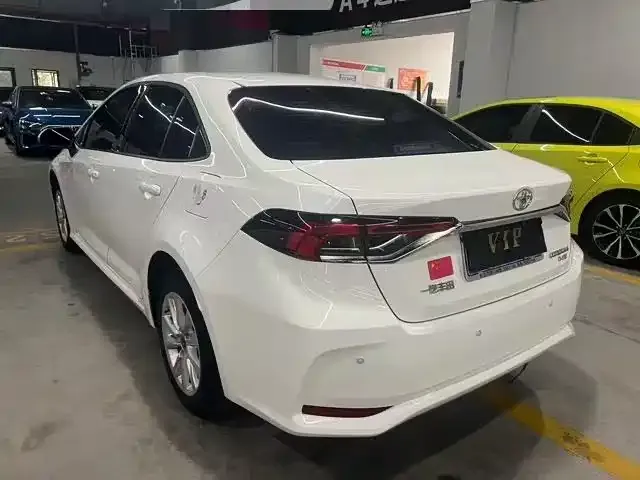 Toyota Corolla — Фото автомобиля 4