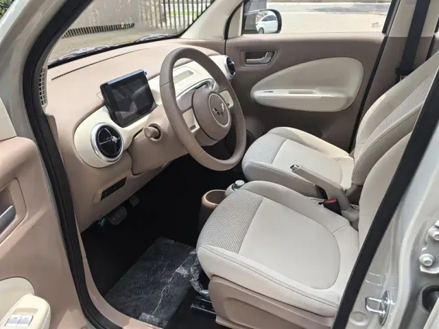 Wuling Hongguang Mini EV — Фото автомобиля 19