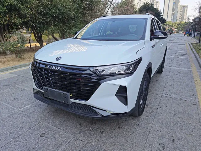 Dongfeng Fengshen AX7 — Фото автомобиля 2