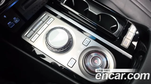 Genesis G80 RG3 — Фото автомобиля 12