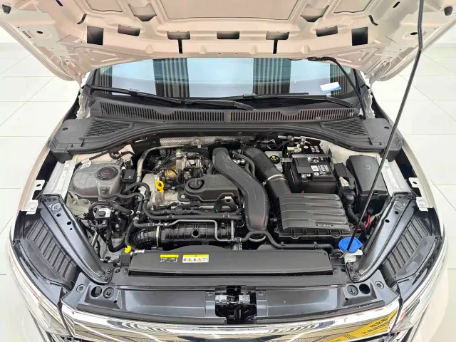 Volkswagen Sagitar — Фото автомобиля 8
