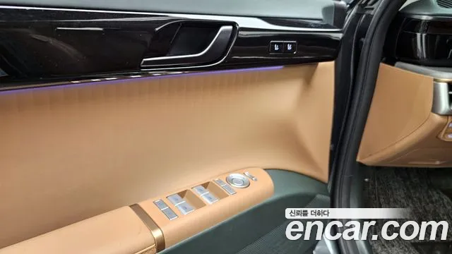 Hyundai Grandeur GN7 — Фото автомобиля 15