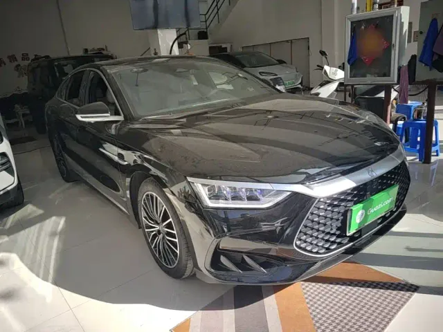 BYD Han — Фото автомобиля 3