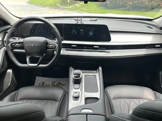 Chery Arrizo 8 — Фото автомобиля 4