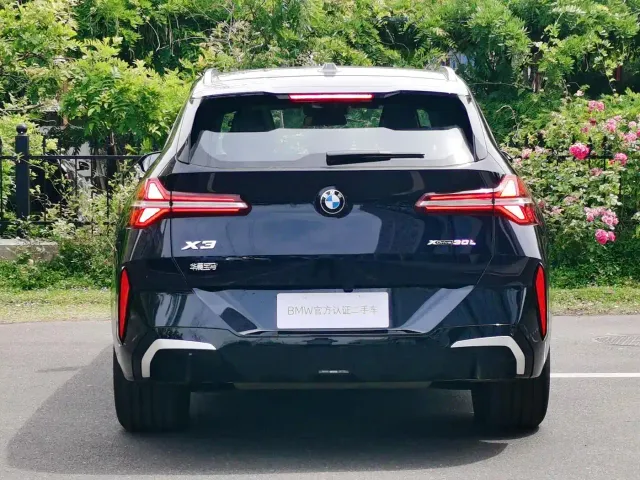 BMW X3 — Фото автомобиля 10